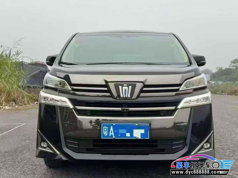 抵押车出售22年丰田威尔法轿车