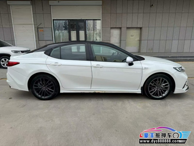 24年丰田凯美瑞轿车抵押车出售