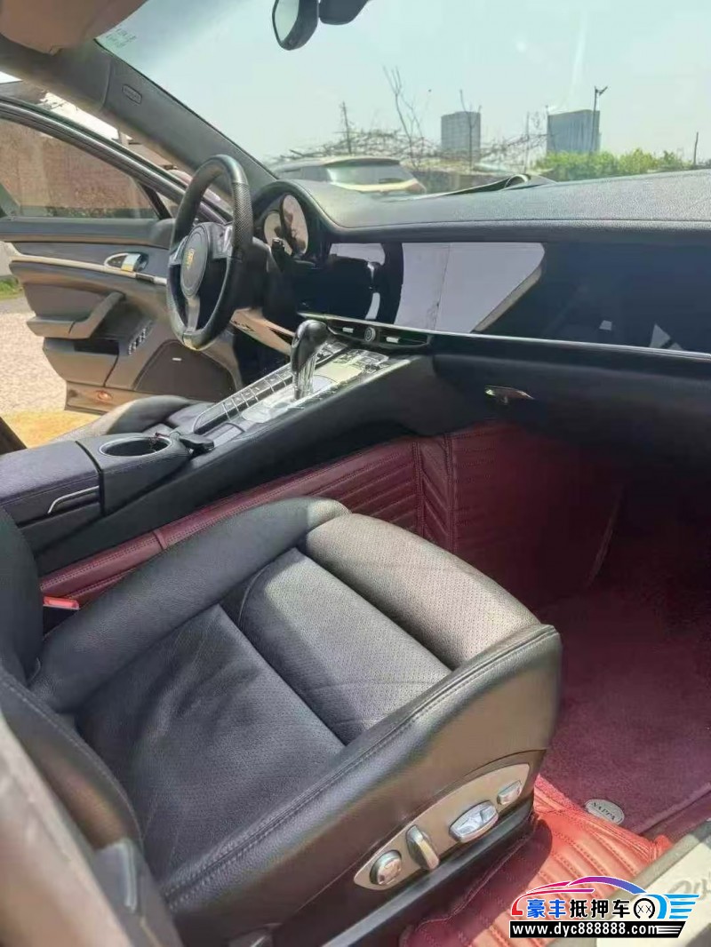 13年保时捷帕纳梅拉轿车抵押车出售