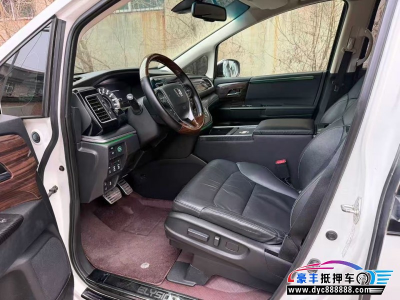 16年本田艾力绅轿车抵押车出售