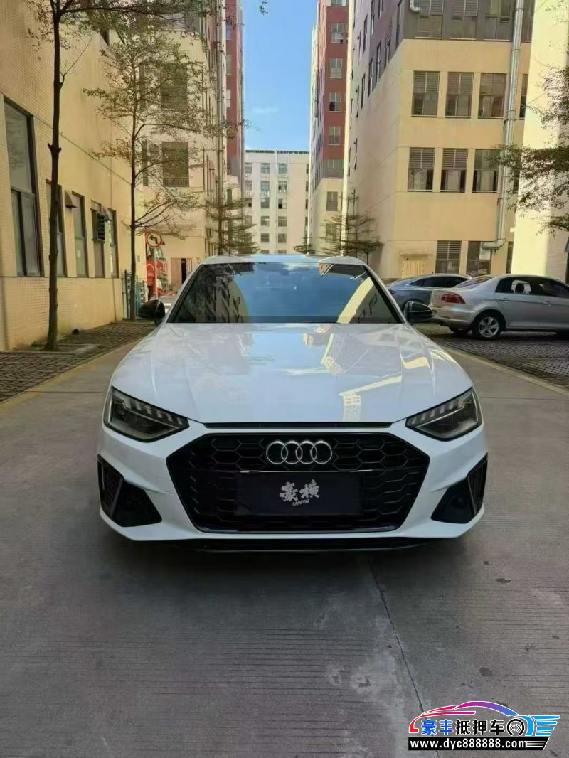 抵押车出售22年奥迪A4L轿车