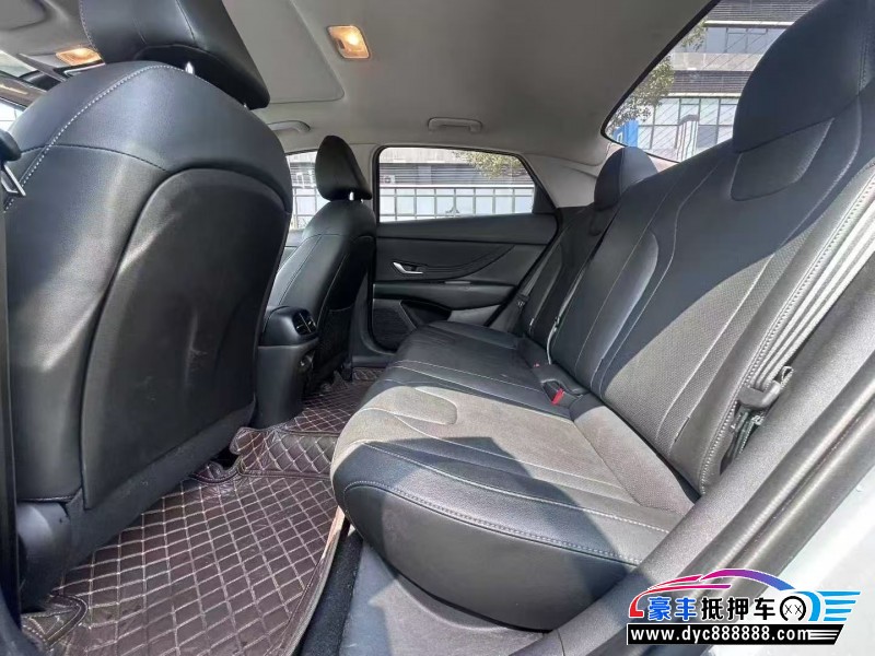 23年现代伊兰特轿车抵押车出售