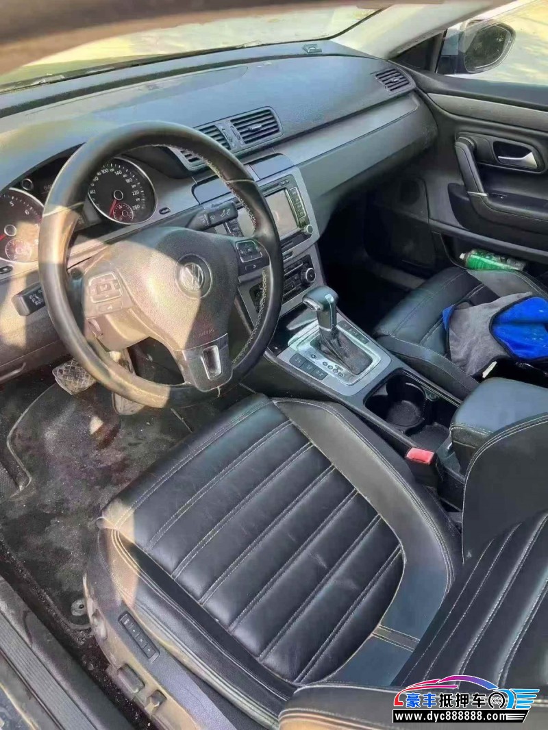 11年大众CC轿车抵押车出售