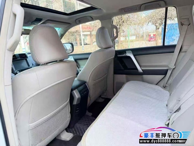 13年丰田普拉多（霸道）轿车抵押车出售