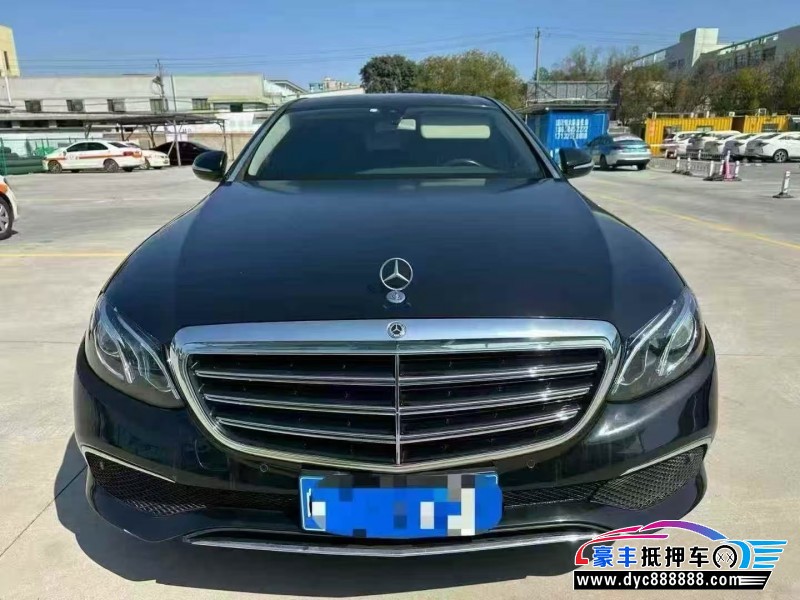 抵押车出售18年奔驰E轿车