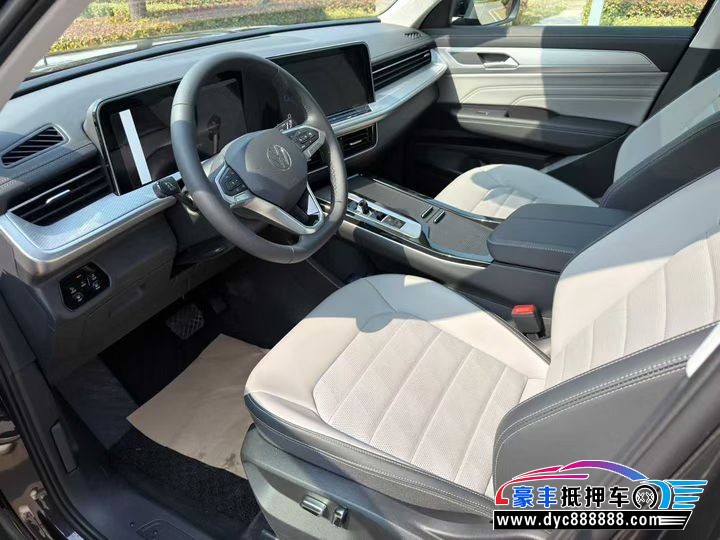 25年大众揽巡SUV抵押车出售