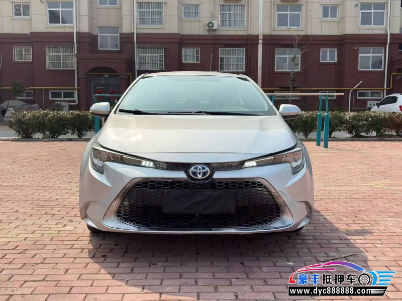 抵押车出售21年丰田雷凌轿车