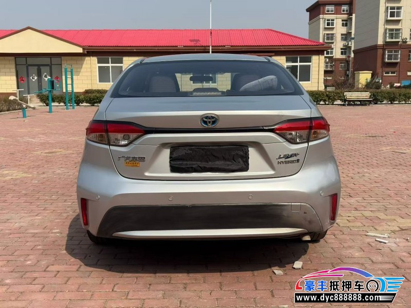 21年丰田雷凌轿车抵押车出售