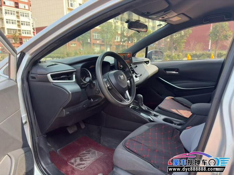 21年丰田雷凌轿车抵押车出售