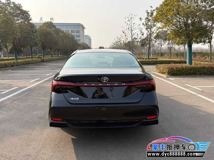 26年丰田亚洲龙轿车抵押车出售