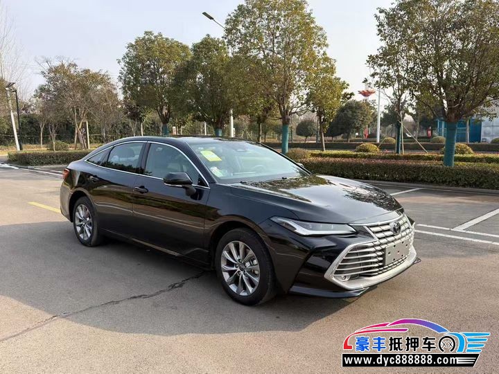 26年丰田亚洲龙轿车抵押车出售