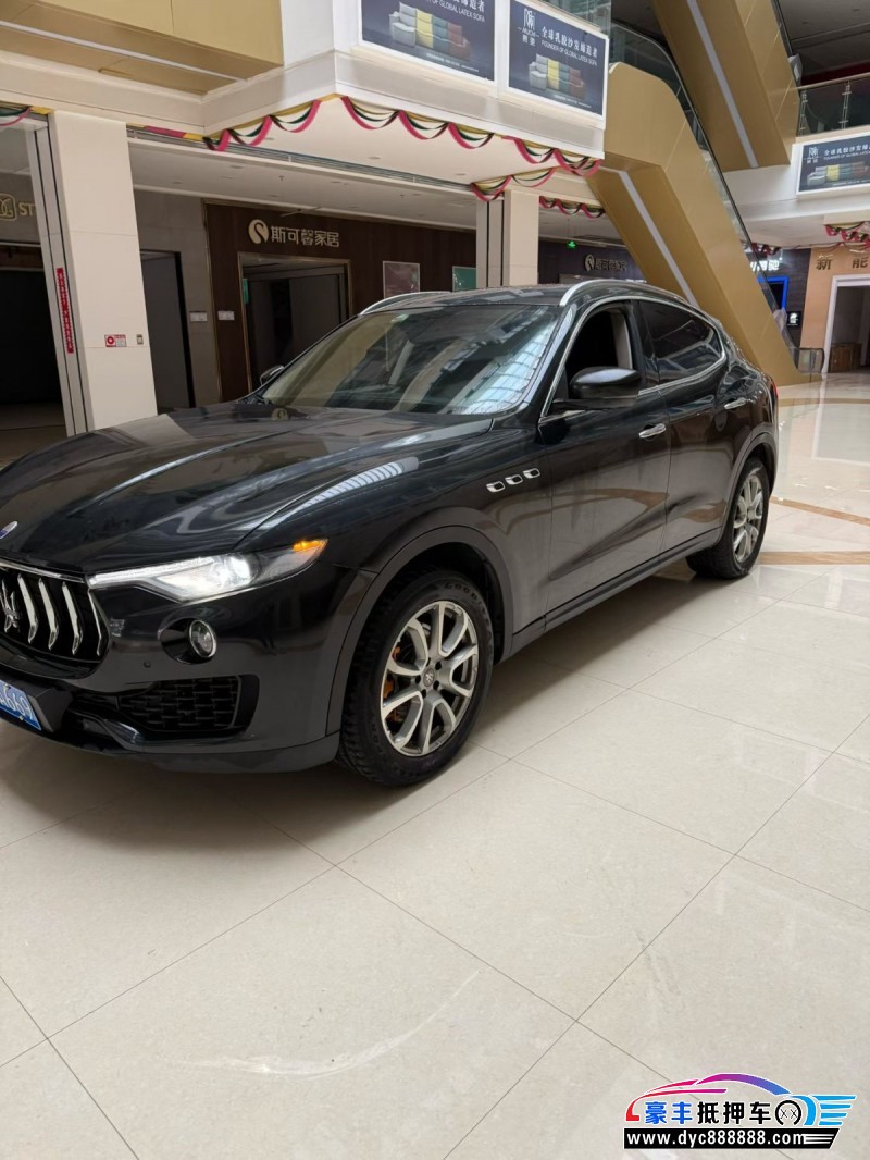 17年玛莎拉蒂莱万特轿车抵押车出售