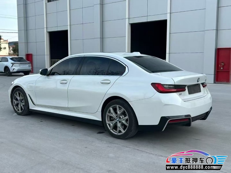 23年宝马i3轿车抵押车出售