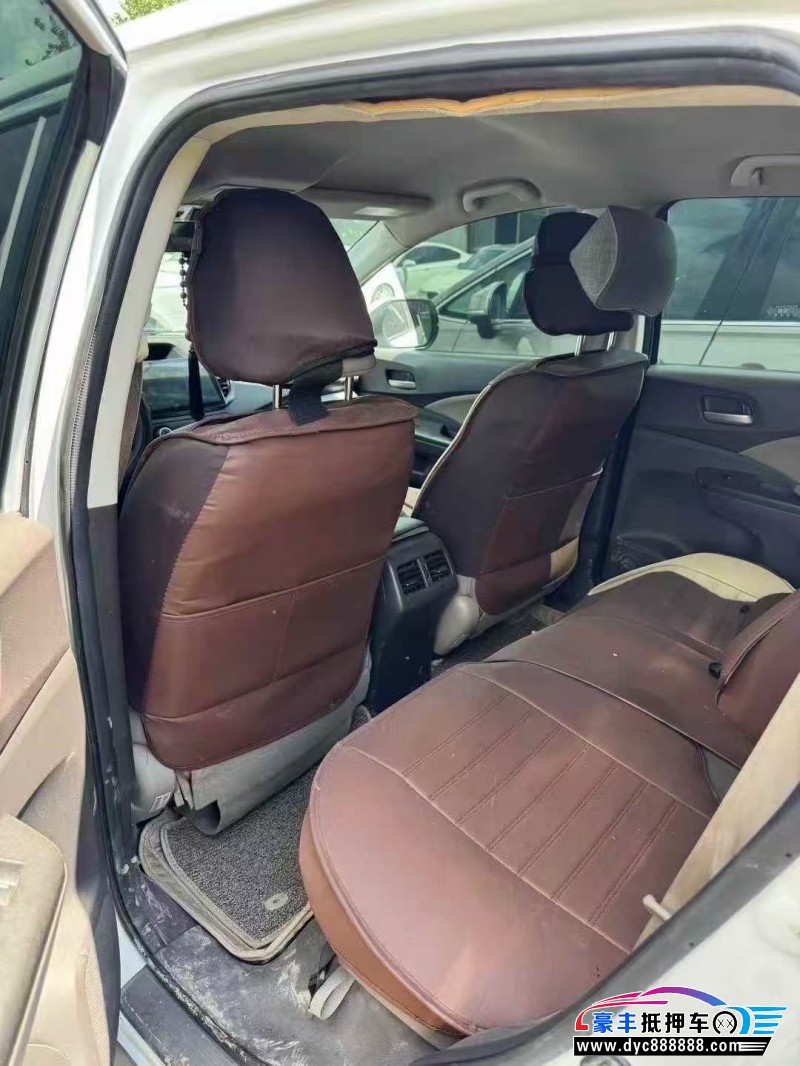 15年本田CR-V轿车抵押车出售