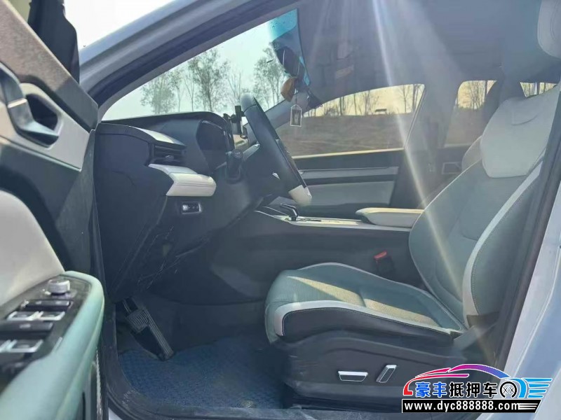 23年吉利帝豪轿车抵押车出售