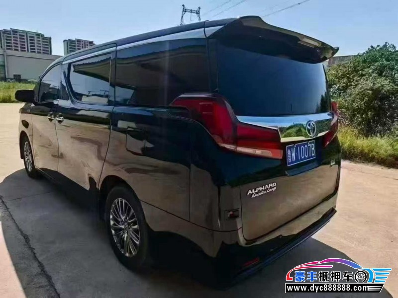 20年丰田埃尔法轿车抵押车出售