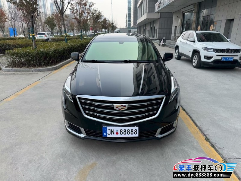 抵押车出售19年凯迪拉克XTS轿车
