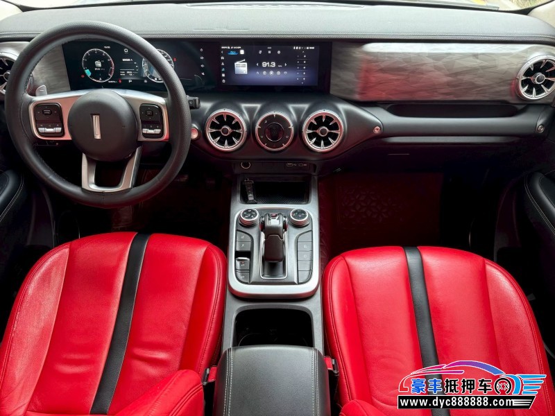 21年WEY坦克300轿车抵押车出售