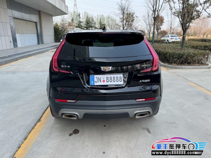 20年凯迪拉克XT4轿车抵押车出售