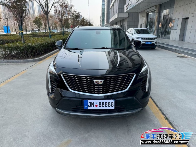 抵押车出售20年凯迪拉克XT4轿车