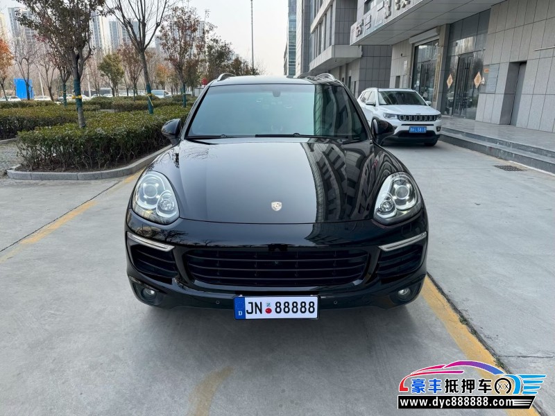 抵押车出售16年保时捷卡宴轿车