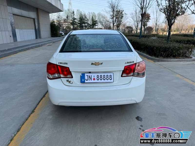 14年雪佛兰科鲁兹轿车抵押车出售