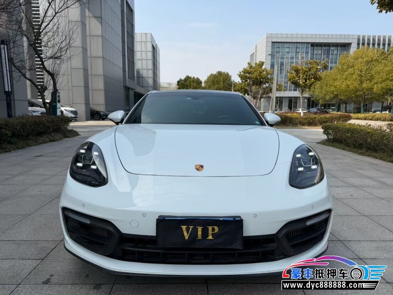 抵押车出售21年保时捷帕纳梅拉轿车