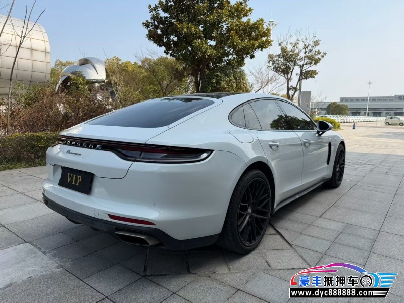 21年保时捷帕纳梅拉轿车抵押车出售