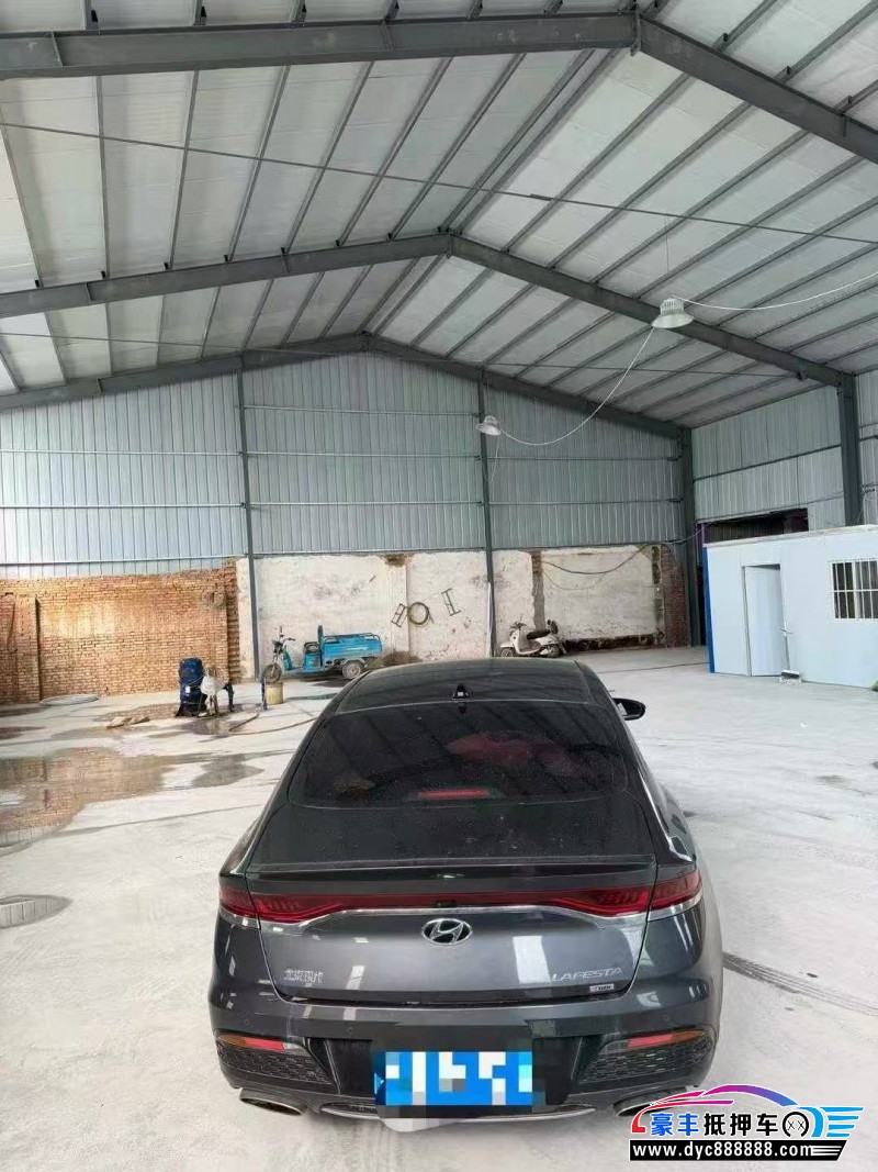 20年现代菲斯塔轿车抵押车出售