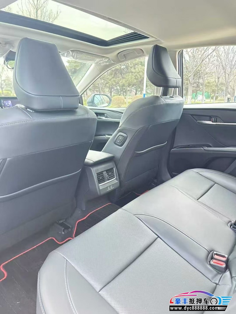 25年丰田凯美瑞轿车抵押车出售