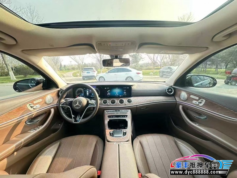 23年奔驰E轿车抵押车出售