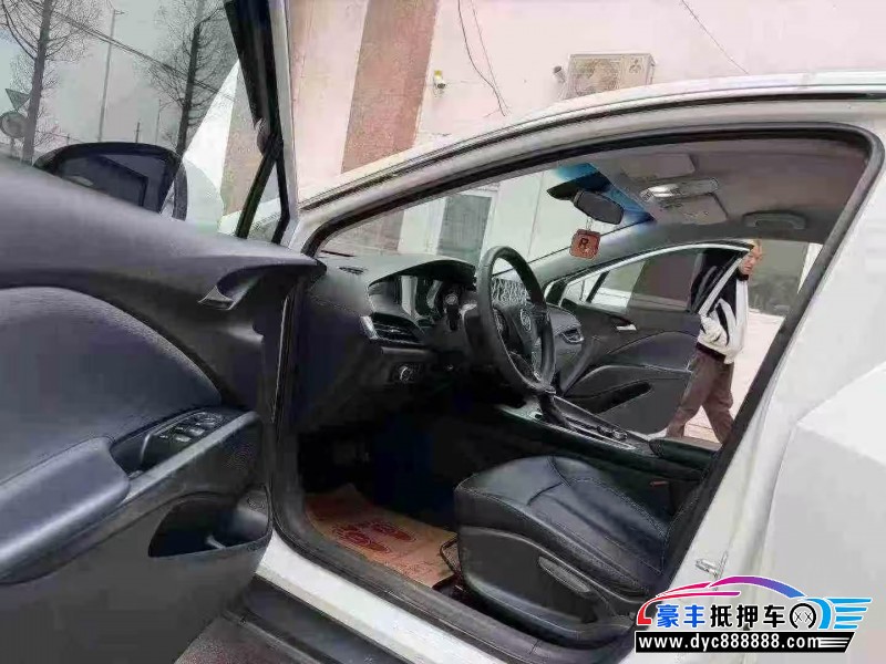 23年别克微蓝轿车抵押车出售