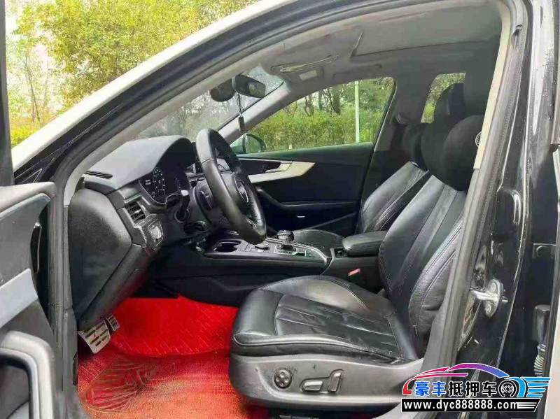 18年奥迪A4L轿车抵押车出售