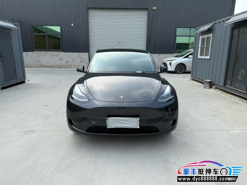 抵押车出售24年特斯拉Model Y轿车