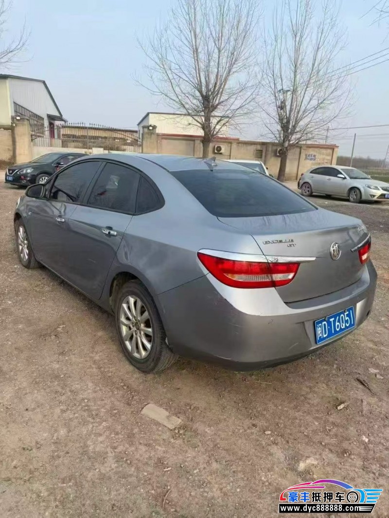 11年别克英朗轿车抵押车出售