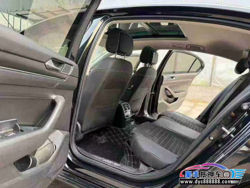 21年大众迈腾轿车抵押车出售