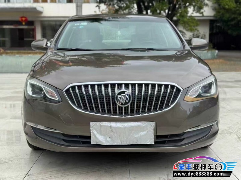 抵押车出售18年别克英朗轿车