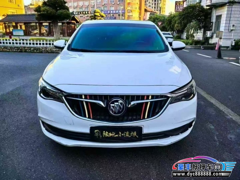 抵押车出售20年别克英朗轿车