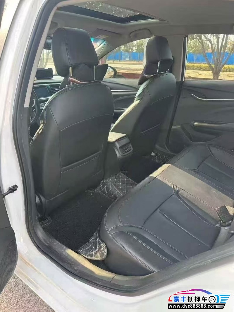 20年别克英朗轿车抵押车出售