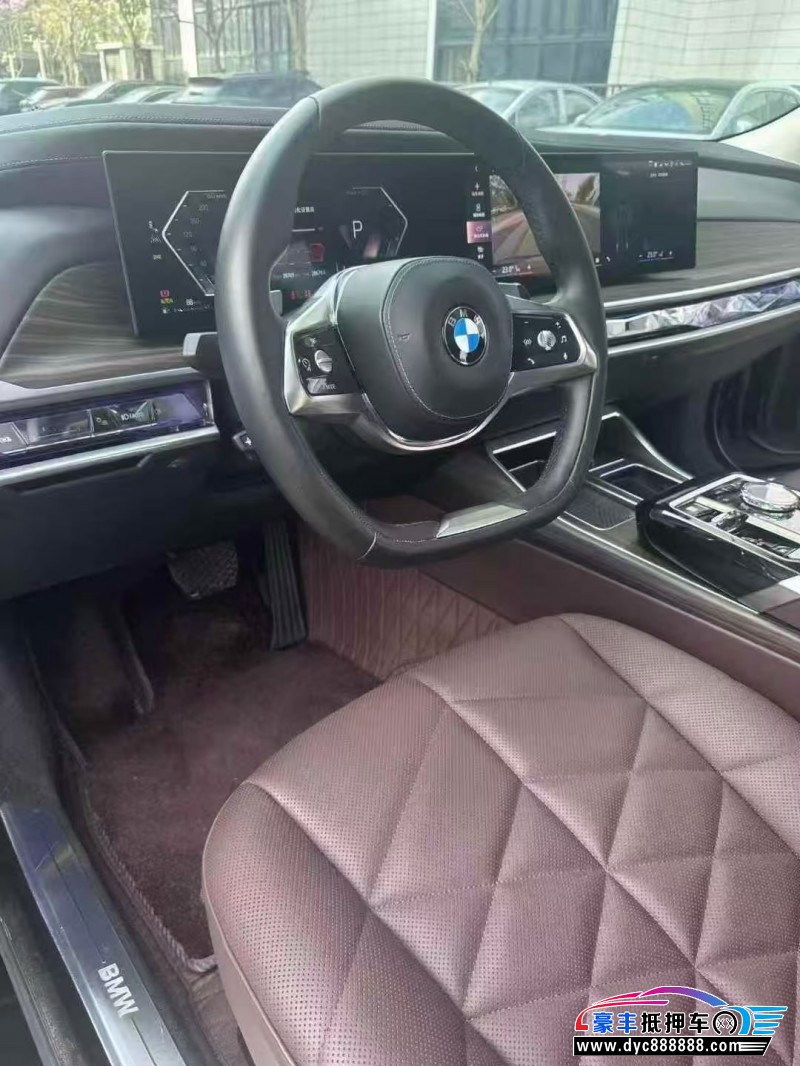 24年宝马7系轿车抵押车出售