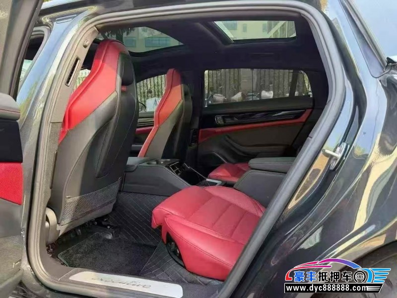 24年保时捷帕纳梅拉轿车抵押车出售