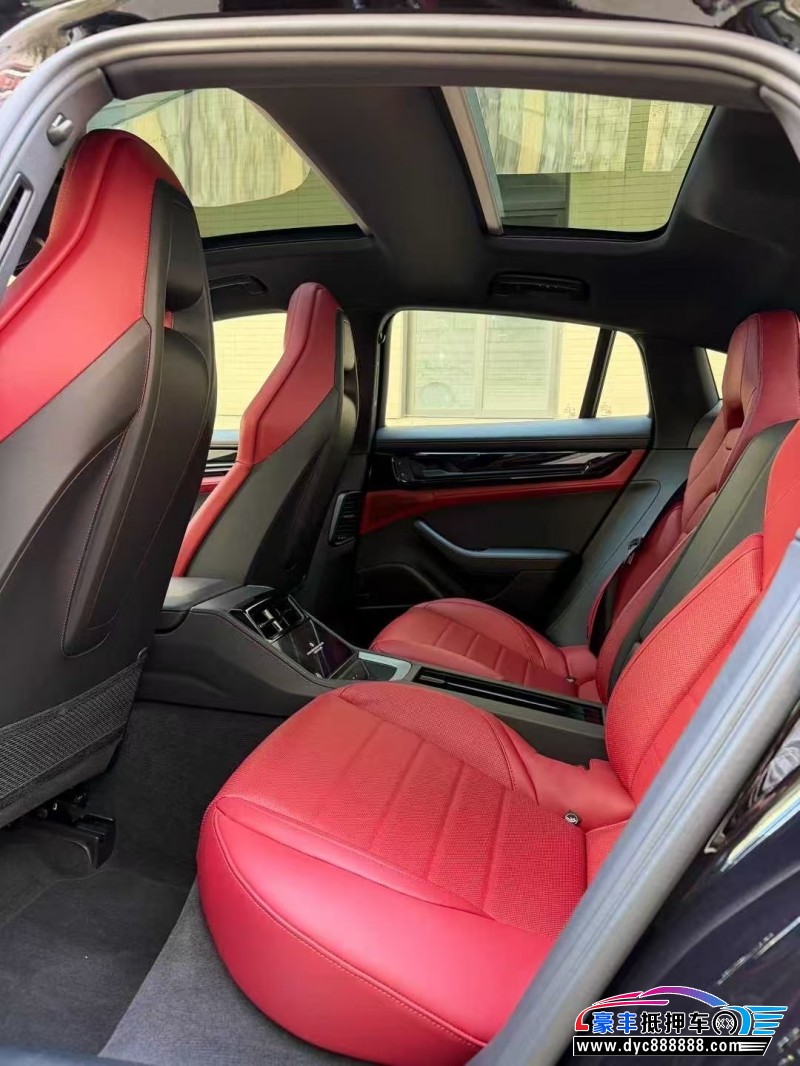 25年保时捷帕纳梅拉轿车抵押车出售