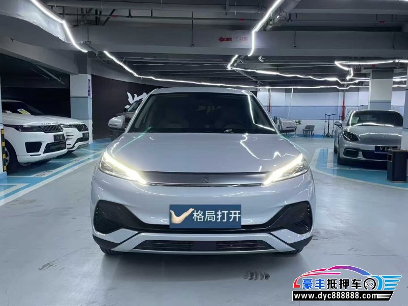 24年比亚迪元轿车