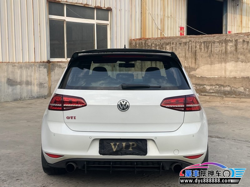 16年大众高尔夫轿车抵押车出售