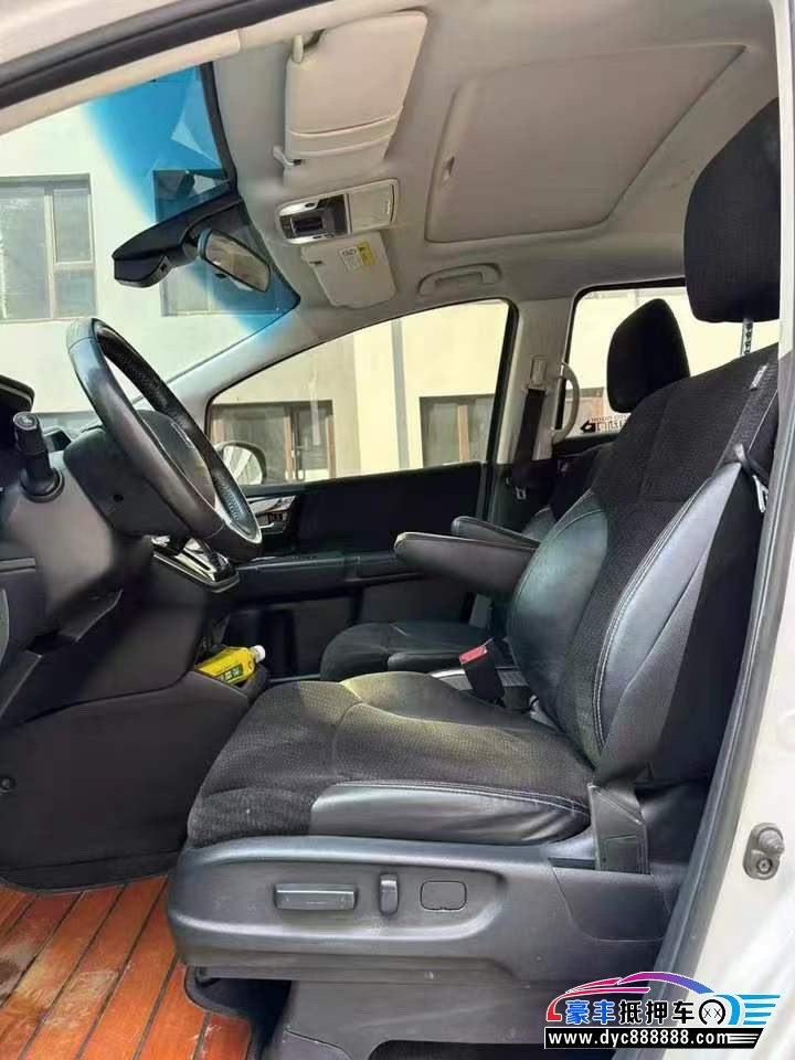 20年本田艾力绅MPV抵押车出售