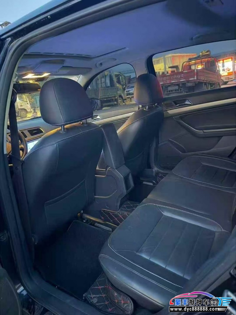 17年大众朗逸轿车抵押车出售