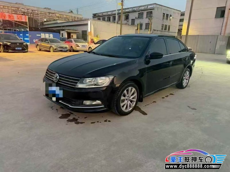 17年大众朗逸轿车抵押车出售