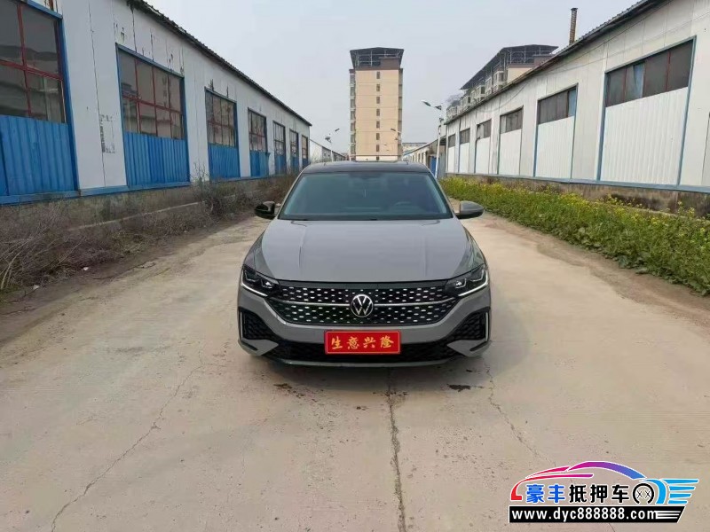 抵押车出售22年大众朗逸轿车