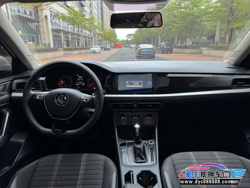 20年大众朗逸轿车抵押车出售