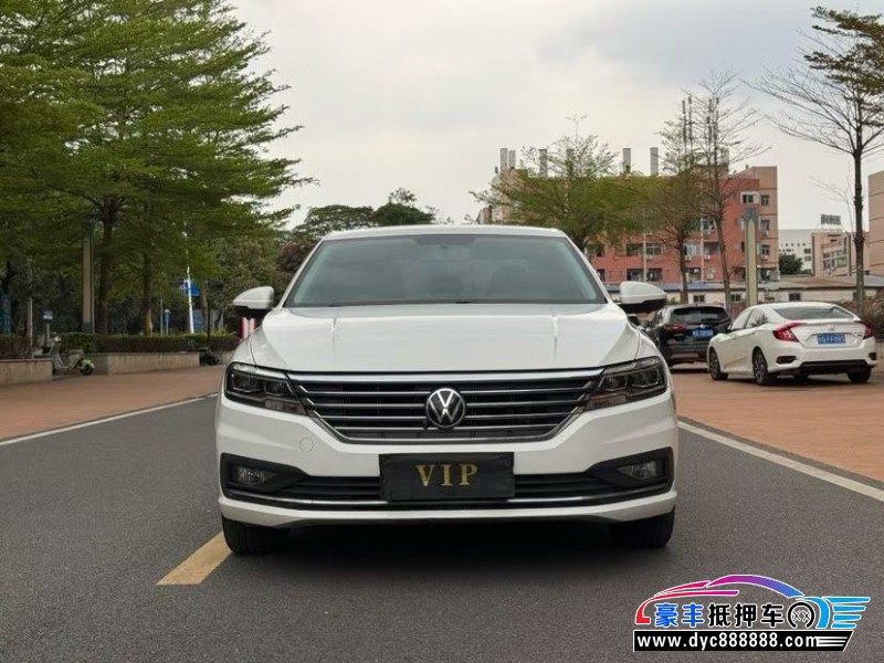 抵押车出售20年大众朗逸轿车